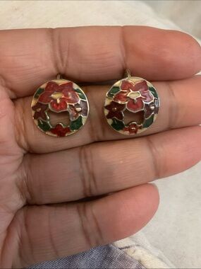Vintage Cloisonne Clip on Floral Enamel Round Earrings